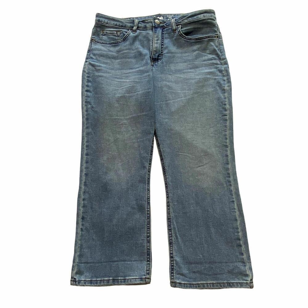 Lee Regular fit Tapered leg Women’s size 10M Blue Denim‎ Capri Jeans